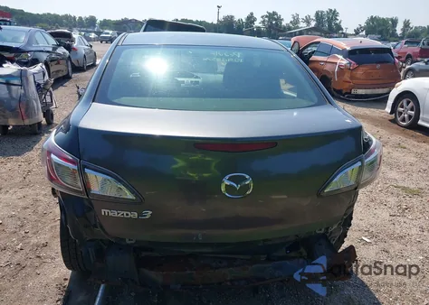 2011 Mazda Mazda3 I Sport z USA, uszkodzony, nr VIN JM1BL1UG9B1420799